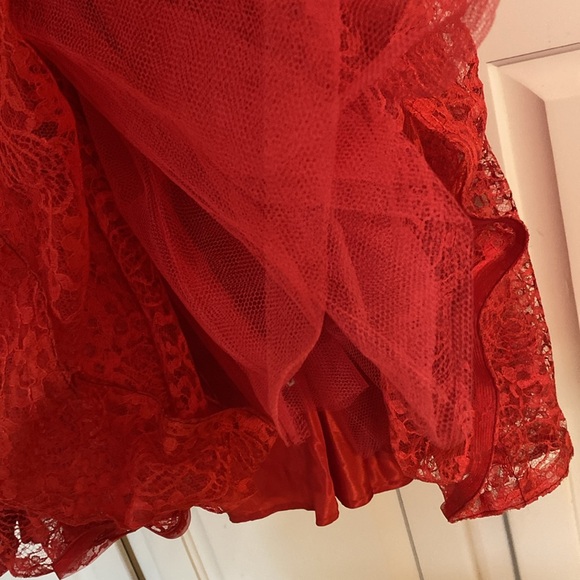 RARE 1950s Fazzi by Howard Norm California Red Lace Cocktail Dress - Picture 10 of 11